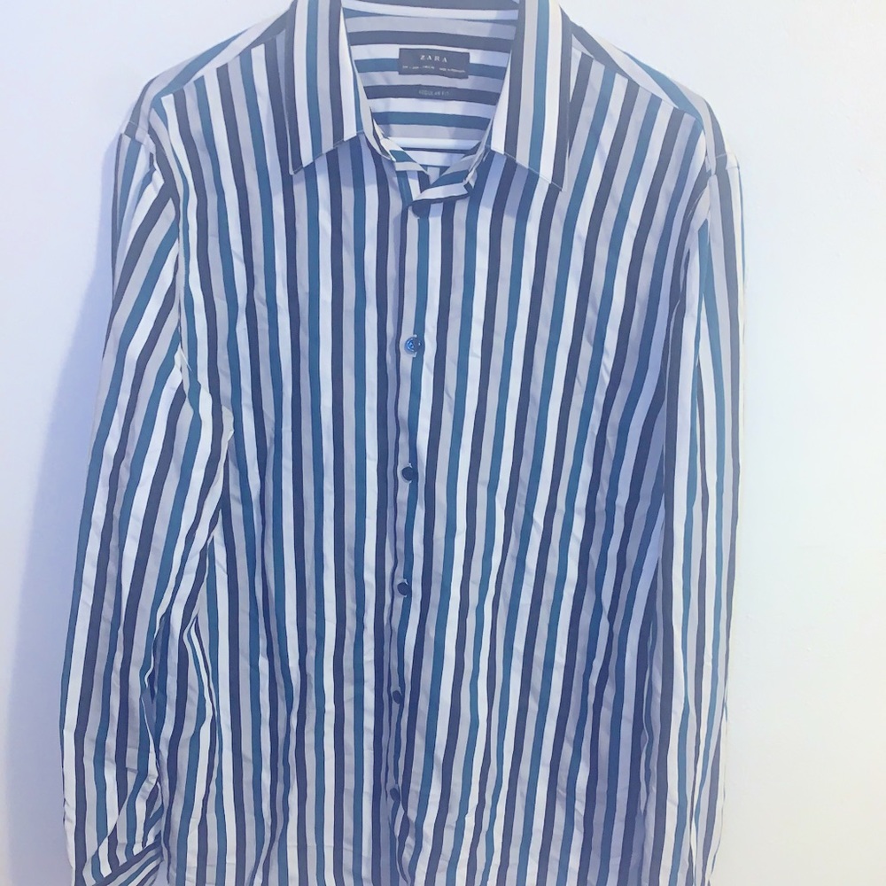 Zara striped button down L blue white striped - Picture 2 of 3
